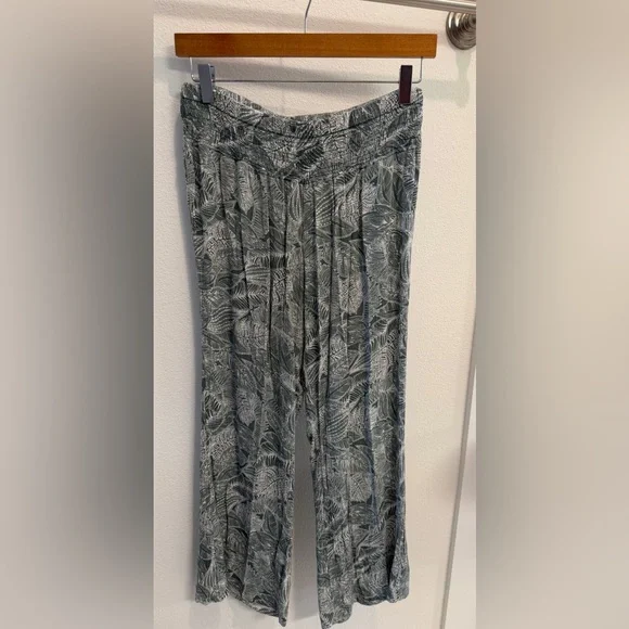 O'Neill - Flowy Green/White Palm Leaf-Print Pants - Picture 5 of 9